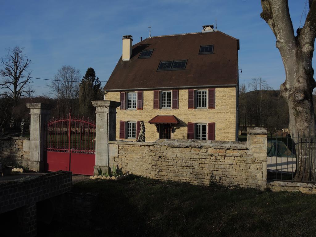 Jungbrunnen Orges Hotel Buitenkant foto