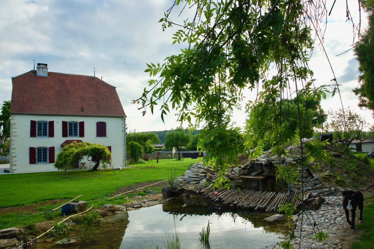 Jungbrunnen Orges Hotel Buitenkant foto
